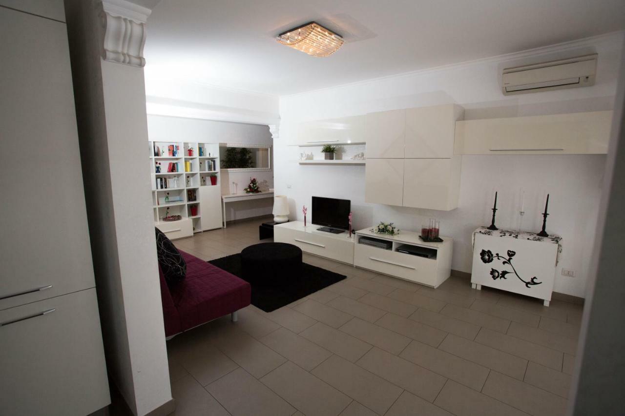 Appia Tourist Apartment Rome Exterior photo
