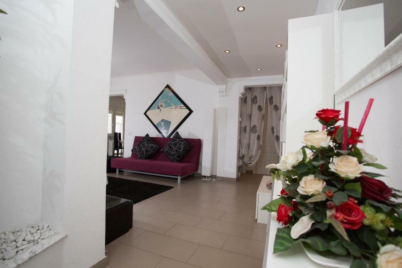 Appia Tourist Apartment Rome Exterior photo